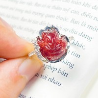 NHẪN HỒ LY THẠCH ANH TÓC ĐỎ CHO NHỮNG CHỊ CUNG MỆNH HỎA VÀ THỔ .