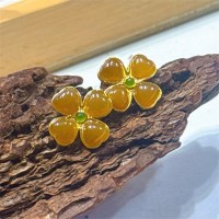Bông Tai Cỏ Bốn Lá Ngọc Hoà Điền -T4020- Bông tai ngọc tự nhiên – món quà tinh tế dành tặng phái nữ trong những dịp đặc biệt.