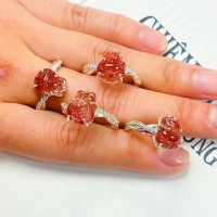 Nhẫn hồ ly thạch anh tóc đỏ bọc khung bạc ta