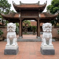 Cặp Tượng Nghê Đá Trắng nguyên khối Tự Nhiên Cao 1m - T4079 - Linh Vật Gác Cổng Chấn Trạch – Xua Đuổi Tà Khí, Giữ Bình An & Thu Hút Cát Tường