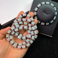 VÒNG TAY NGỌC CẨM THẠCH BÁNH XE MIX HẠT TRÒN ĐEM LẠI MAY MẮN CHO NGƯỜI ĐEO VÀ THỂ HIỆN SỰ QUYỀN CHỨC CỦA NGƯỜI SỞ HỮU