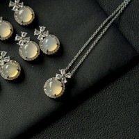 Mặt dây chuyền đá mã não bạch nguyệt quang bọc bạc T3379