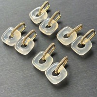 Bông tai đá mã não bạch nguyệt quang dáng vuông T3378