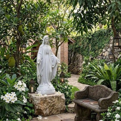 Tượng Đức Mẹ bằng đá trắng tự nhiên nguyên khối, cao 1.2m T3904