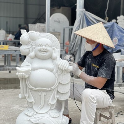 Tượng đá trắng điêu khắc tượng di lạc đứng vác cành đào cao 81cm T3658