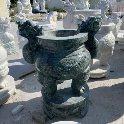 Lư hương đá serpentine cao 1m,ngang 78cm,bụng 50cm T3609