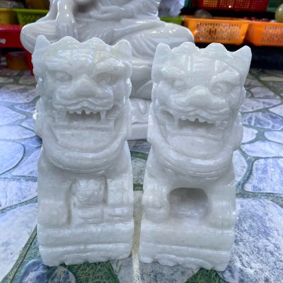 Cặp kỳ lân đá trắng nguyên khối cao 20cm,dày 13cm, ngang 9cm T3611