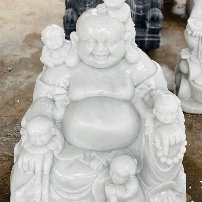 Tượng di lặc ngồi với các chú tiểu đá trắng nguyên khôi cao 90cm ngang 60cm T3661