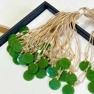 Mặt dây chuyền tròn đá ngọc cẩm thạch màu xanh T3682