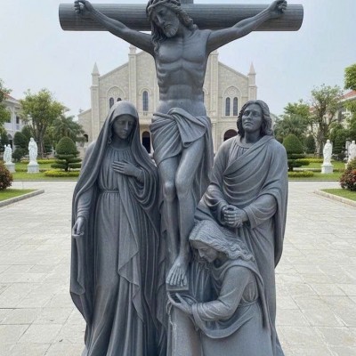 Tượng Chúa Giêsu chịu đóng đinh trên thánh giá bằng đá cẩm vân nguyên khối, cao 3m T3824