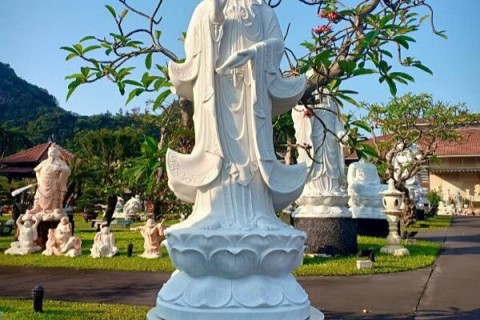 Cách Thờ Tượng Phật Quan Âm Đá Trắng Tại Gia Chuẩn Nghi Lễ Mang Lại Bình An, May Mắn