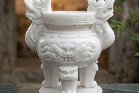 Top Điểm Khác Biệt Giữa Lư Hương Đá Trắng Mỹ Nghệ Chạm Khắc Thủ Công Và Hàng Tiện Máy Hàng Loạt