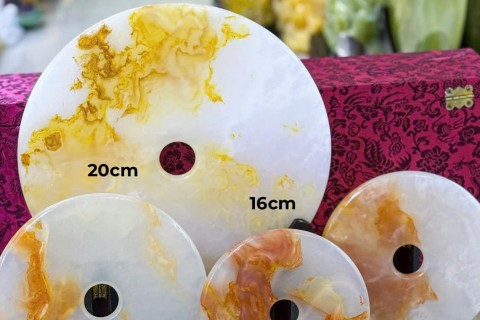 Đồng Điếu Đá Ngọc Nguyên Khối Để Bàn: Ý Nghĩa Phong Thủy Và Vị Trí Đặt Chuẩn
