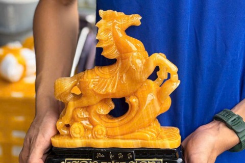 Top Biểu Tượng Thành Công, Thăng Tiến Và Tài Lộc - Tượng Ngựa Đá Ngọc Hoàng Long Phong Thủy