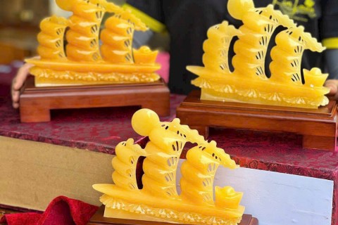 Top 100+ Ý Tưởng Quà Tặng Khai Trương Công Ty Đỉnh Cao Với bức cảnh Thuận Buồm Xuôi Gió Đá Ngọc Nguyên Khối