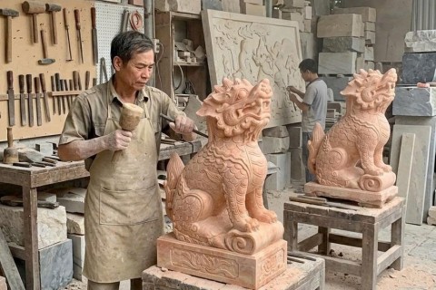 Cặp Nghê Đá Nguyên Khối Đặt Cổng – Vẻ Đẹp Uy Nghi, Bề Thế