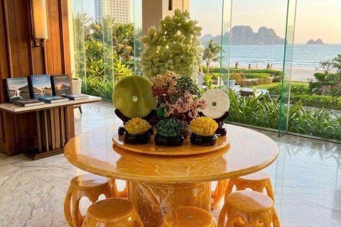 Bộ Bàn Ghế Đá Ngọc Hoàng Long Tự Nhiên Và Giá Trị Lưu Truyền Hậu Thế