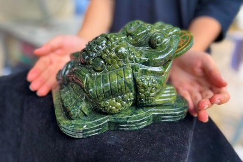 CÓC THIỀM THỪ ĐÁ NGỌC SERPENTINE - THU HÚT TÀI LỘC