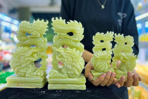 TƯỢNG RỒNG ĐÁ NGỌC PAKISTAN - THỂ HIỆN SỰ QUYỀN LỰC, UY PHONG 