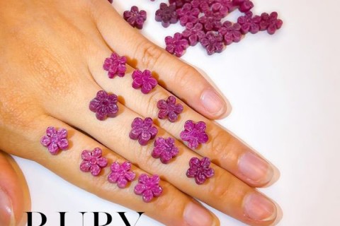 RUBY NAM PHI MANG LẠI MAY MẮN TRONG PHONG THUỶ