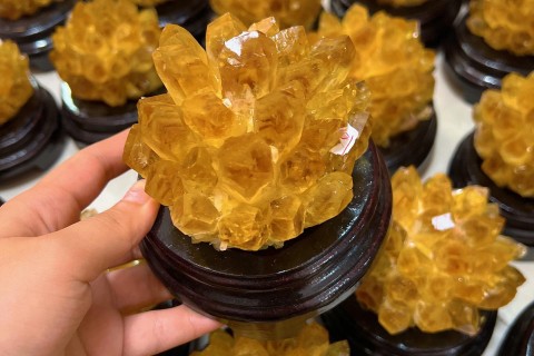 ĐÁ THẠCH ANH VÀNG LÀ GÌ ? NGUỒN GỐC , CÔNG DỤNG VÀ Ý NGHĨA TRONG PHONG THỦY 