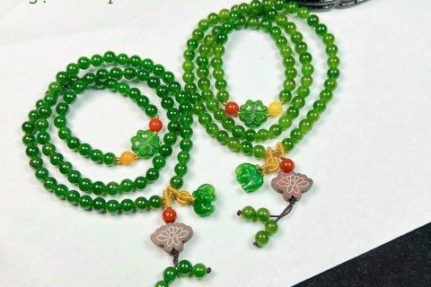 MẪU VÒNG TAY NGỌC TỰ NHIÊN LÊN NƯỚC NGỌC ĐẸP - TỐT CHO SỨC KHOẺ - MAY MẮN - TÀI LỘC CHO NGƯỜI ĐEO