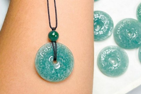 TÁC DỤNG VÀ Ý NGHĨA CỦA MẶT DÂY CHUYỀN ĐỒNG ĐIẾU ĐÁ LAM NGỌC TURQUOISE