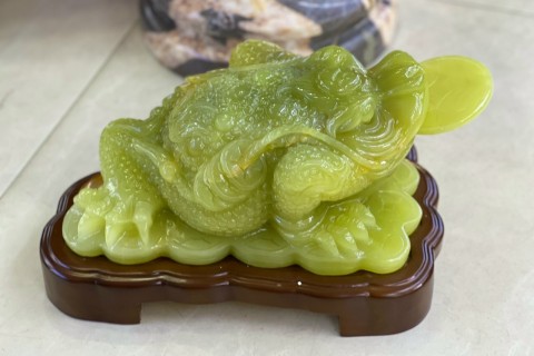 CÓC THIỀM THỪ ĐÁ NGỌC PAKISTANCÓ TÁC DỤNG GÌ TRONG PHONG THỦY