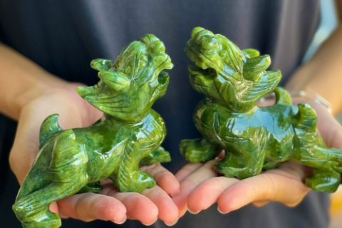 TOP NHỮNG SẢN PHẨM BẰNG ĐÁ SERPENTINE ĐƯỢC YÊU THÍCH NHẤT 