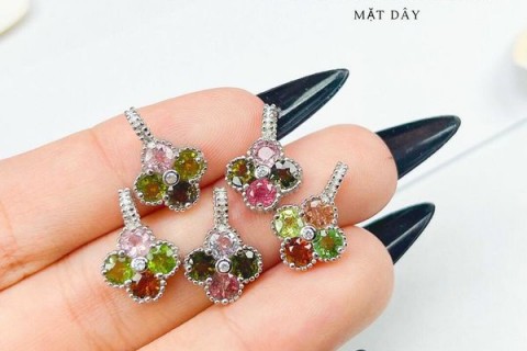 MĂT CỎ BỐN LÁ ĐÁ TOURMALINE CÓ Ý NGHĨA GÌ ĐẶC BIỆT TRONG PHONG THUỶ?