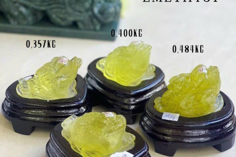 CÓC THIỀM THỪ ĐÁ THẠCH ANH - LINH VẬT ĐƯỢC ƯU CHUỘNG HIỆN NAY