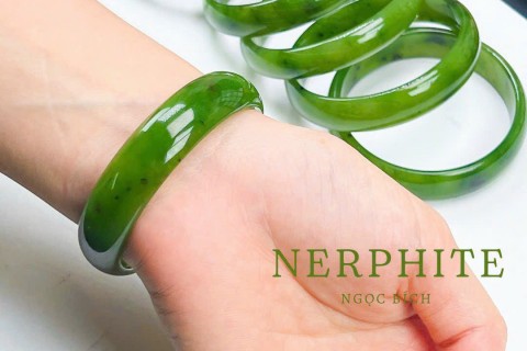 TOP CÁC MẪU TRANG SỨC NHƯ MẶT DÂY CHUYỀN-VÒNG TAY LÀM TỪ DÒNG ĐÁ NGỌC CAO CẤP NHÀ  TTGEMSTONE