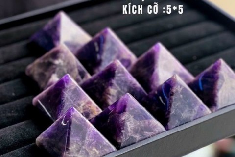 TOP CÁC DÒNG KIM TỰ THÁP ĐƯỢC LÀM TỪ CÁC DÒNG ĐÁ THẠCH ANH MÀ BẠN NÊN CHỌN 