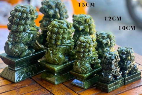 CẶP KỲ LÂN ĐÁ NGỌC SERPENTINE - HÌNH DÁNG VÀ MÀU SẮC ẤN TƯỢNG