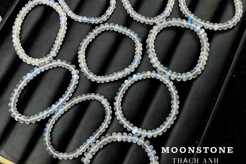 NGƯỜI MỆNH KIM HỢP MÀU GÌ TRONG PHONG THUỶ 