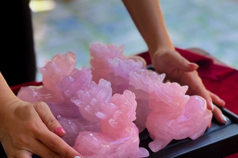 Ý NGHĨA VÀ TÁC DỤNG CỦA TỲ HƯU THẠCH ANH HỒNG 