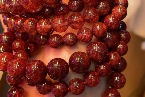 THẠCH ANH TÓC ĐỎ LÀ GÌ ? CÔNG DỤNG VÀ Ý NGHĨA CỦA THẠCH ANH TÓC ĐỎ