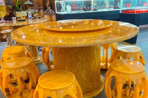 BỘ BÀN GHẾ TRÒN ĐÁ NGỌC HOÀNG LONG CÓ Ý NGHĨA GÌ?