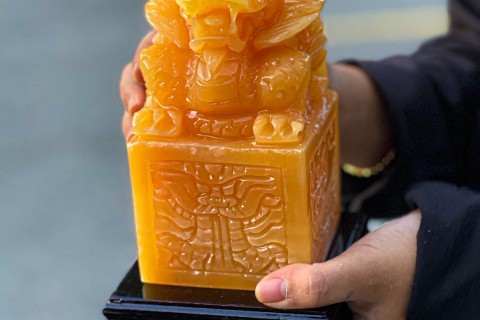Kinh Nghiệm Phân Biệt Ấn Rồng Ngọc Hoàng Long Thật Giả Chính Xác Nhất