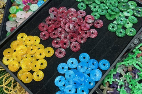 ĐỒNG ĐIẾU ĐÁ CANXIT CÁC MÀU CÓ TÁC DỤNG NHƯ THẾ NÀO TRONG PHONG THỦY 