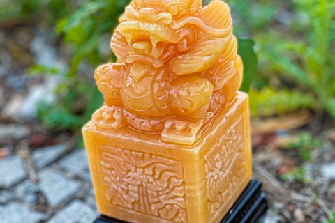 Ý Nghĩa Ấn Rồng Ngọc Hoàng Long Trong Phong Thủy Gia Đạo Và Sự Nghiệp