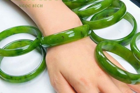 NHỮNG MỆNH NÀO THÌ NÊN DÙNG NGỌC BÍCH