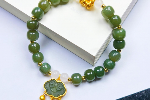 NGỌC HÒA ĐIỀN LÀ GÌ? CÁCH CHỌN MÀU NGỌC PHÙ HỢP VỚI MỆNH CỦA MÌNH