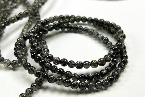 CHỌN VÒNG THẠCH ANH TÓC ĐEN NHƯ THẾ NÀO CHO CHUẨN