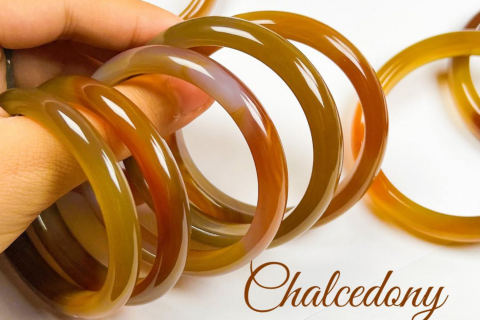 ĐÁ CHALCEDONY HỢP VỚI NHỮNG MỆNH NÀO? 