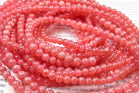 ĐÁ ĐÀO HOA LÀ GÌ ? VIÊN ĐÁ QUÝ GIÚP THU HÚT TÌNH YÊU 