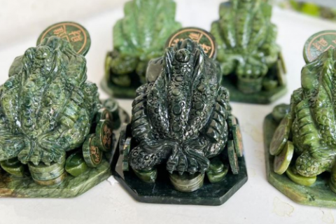 Nguồn gốc đá ngọc serpentine từ đâu		