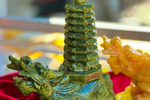 Long Quy Đá Ngọc Serpentine Trong Phong Thuỷ