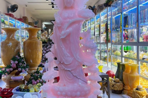 Tượng Phật Quan Âm Đá Thạch Anh Hồng Trong Phong Thuỷ