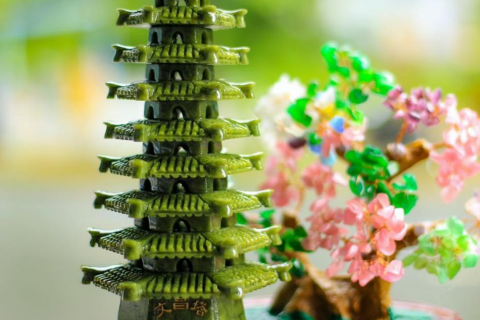 Tháp văn xương đá ngọc serpentine trong phong thuỷ